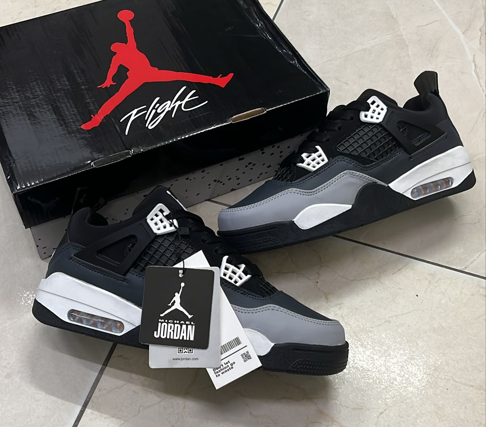 Air Jordan 4 Black Sneakers